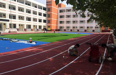 山東聊城東昌府區(qū)鼎順小學(xué)300米透氣型跑道